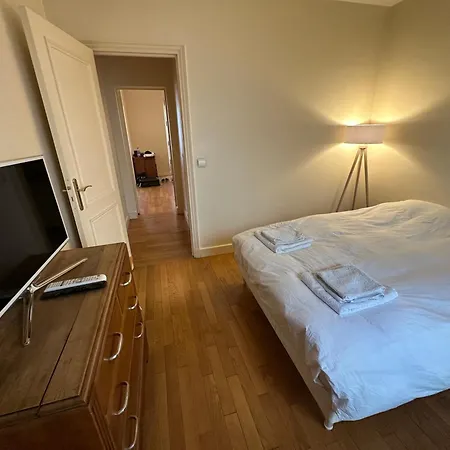 Vendégház Bedroom For Two Persons Near Parc Monceau